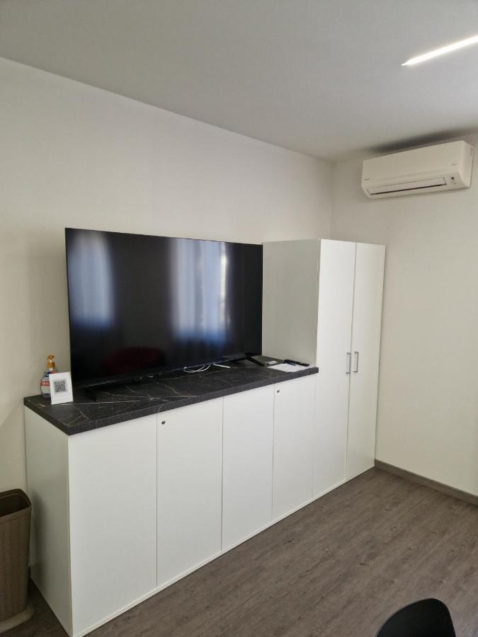 サルソマッジョーレ・テルメCasa Antelamiアパートメント エクステリア 写真